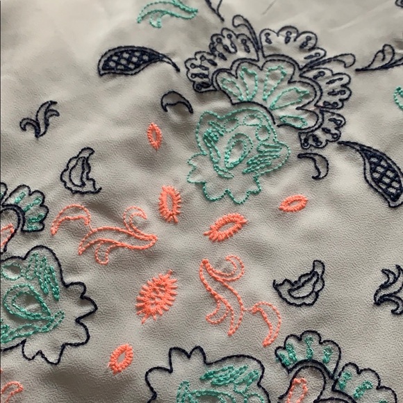 Summertime Chiffon Tank - Picture 2 of 3